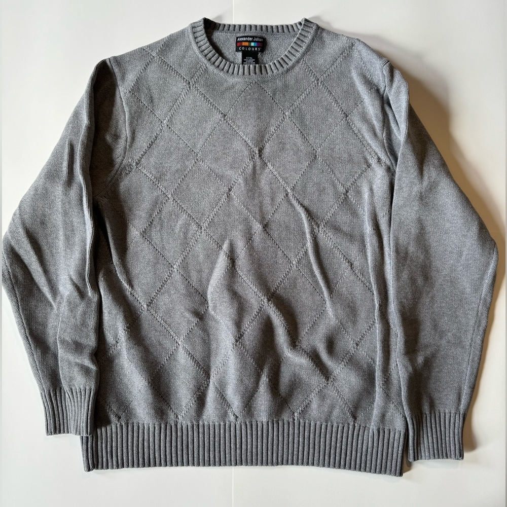 Alexander Julian Colours Men’s Sweater. Size Large‎
